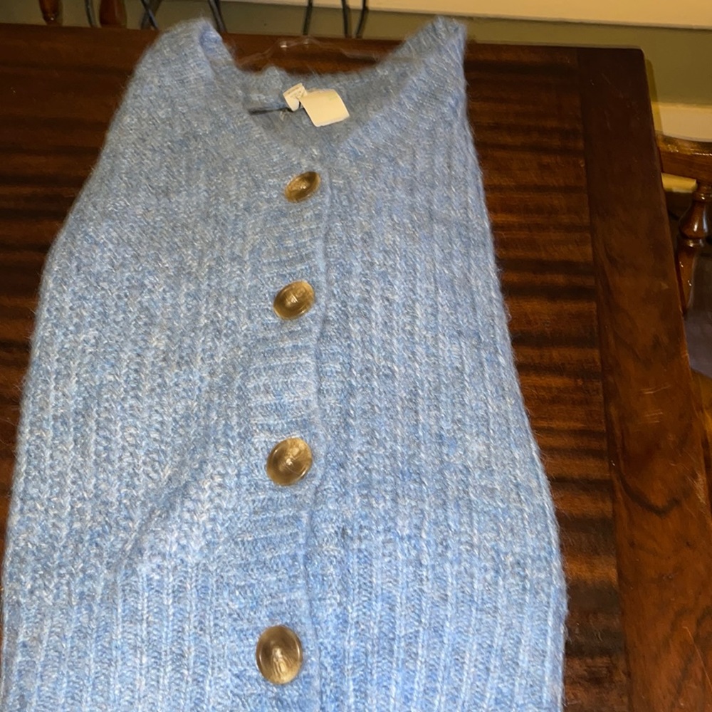 NWOT blue Ava & Viv cable knit sweater
